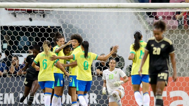 AMISTOSO INTERNACIONAL DO FUTEBOL FEMININO. PREPRAÇÃO PARA OS JOGOS OLÍMPICOS. BRASIL. BRASIL. JAMAICA.