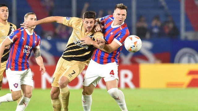 COPA SUL-AMERICANA DE 2024. PLAYOFFS. PRIMEIRA PARTIDA. JOGO DE IDA. CERRO PORTEÑO. PARAGUAI. ATHLETICO-PR. BRASIL.