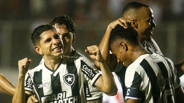 CAMPEONATO BRASILEIRO DA SÉRIE A DE 2024. PRIMEIRA FASE. DÉCIMA SEXTA RODADA. VITÓRIA-BA. BOTAFOGO-RJ.