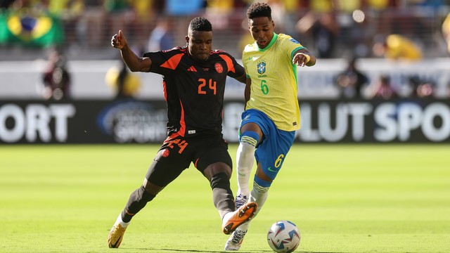 COPA AMÉRICA DE 2024. PRIMEIRA FASE. TERCEIRA RODADA. GRUPO D. COLÔMBIA. CLASSIFICADA. BRASIL. CLASSIFICADO. SANTA CLARA. CALIFÓRNIA. CIDADE DOS ESTADOS UNIDOS. CLASSIFICAÇÃO FINAL DO GRUPO D. COLÔMBIA. PRIMEIRO COLOCADO. 7 PONTOS. CLASSIFICADO. BRASIL. SEGUNDO COLOCADO. 5 PONTOS. CLASSIFICADO. COSTA RICA. TERCEIRO LUGAR. 4 PONTOS. ELIMINADO. PARAGUAI. QUARTO COLOCADOO. 0 PONTO. ELIMINADO. QUARTAS DE FINAL. JOGO ÚNICO. PARTIDA ÚNICA. GLENDALE. CIDADE DOS ESTADOS UNIDOS. COLÔMBIA. CONTRA. PANAMÁ. 19 HORAS. HORÁRIO DE BRASÍLIA. JOGO ÚNICO. PARTIDA ÚNICA. LAS VEGAS. URUGUAI. CONTRA. BRASIL. 22 HORAS. HORÁRIO DE BRASÍLIA.