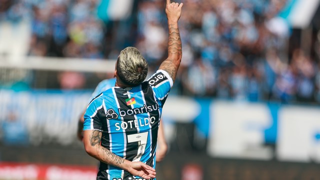 CA PEONATO BRASILEIRO DA SÉRIE A DE 2024. PRIMEIRA FASE. DÉCIMA OITAVA RODADA. GRÊMIO-RS. VITÓRIA-BA.