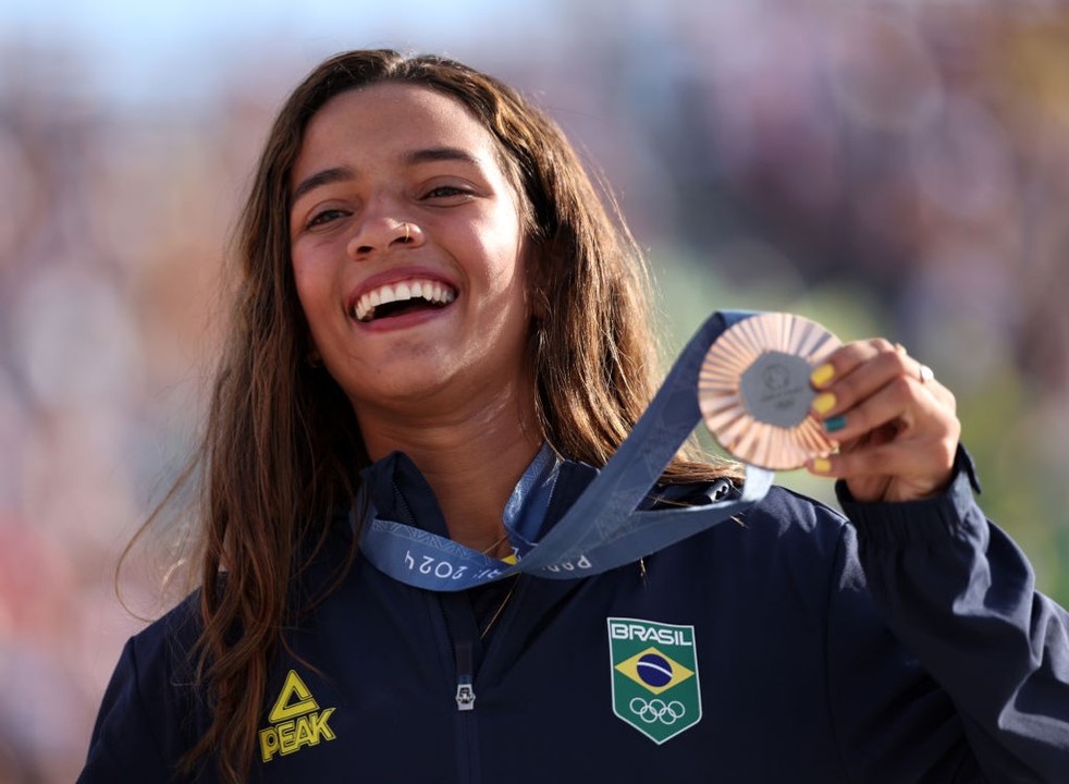 RAYSSA LEAL. MEDALHA DE BRONZE. SKATE.