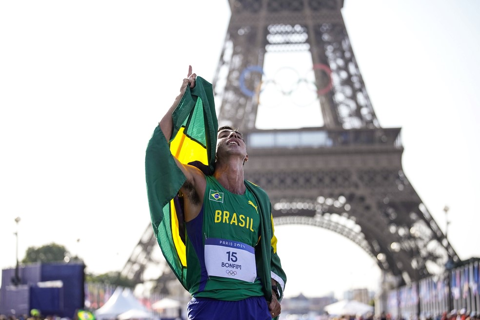CAIO BONFIM. MEDALHA D EPRATA. MARCHA ATLÉTICA.