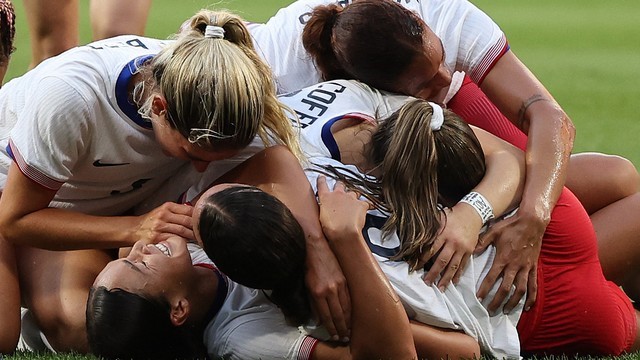 JOGOS OLÍMPICOS DE PARIS. FRANÇA. 2024. FUTEBOL FEMININO. SEMIFINAL. JOGO ÚNICO. PARTIDA ÚNICA. ESTADOS UNIDOS. CLASSIFICADO. ALEMANHA. ELIMINADA. DECISÃO DA MEDALHA DE BRONZE. JOGO ÚNICO. PARTIDA ÚNICA. ALEMANHA. CONTRA O PEDEDOR DE BRASIL E ESPANHA. DECISÃO DA MEDALHA DE OURO. MEDALHA DE PRATA. ESTADOS UNIDOS. CONTRA. BRASIL.OU. ESPANHA.JOGO ÚNICO. PARTIDA ÚNICA.