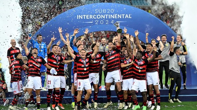 MUNDIAL INTERCLUBES SUB-20 DE 2024. TERCEIRA EDIÇÃO. FLAMENGO-RJ. BRASIL. CAMPEÃO. OLYMPIACOS. GRÉCIA. VICE-CAMPEÃO.