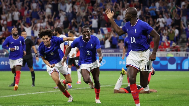 JOGOS OLÍMPICOS PARIS. FRANÇA. 2024. FUTEBOL MASCULINO. SEMIFINAL. JOGO ÚNICO. PARTIDA ÚNICA. FRANÇA. CLASSIFICADA. EGITO. ELIMINADO. DECISÃO DA MEDALHA DE BRONZE.JOGO ÚNICO. PARTIDA ÚNICA. MARROCOS. CONTRA. EGITO. FINAL. DECISÃO DA MELDAHA DE OURO. MEDALHA DE PRATA. JOGO ÚNICO. PARTIDA ÚNICA. ESPANHA. CONTRA. FRANÇA.