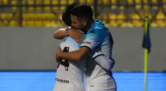 COPA SUL-AMERICANA DE 2024. OITAVAS DE FINAL. JOGO DE IDA. PRIMEIRA PARTIDA. RACING. ARGENTINA. HUACHIPATO. CHILE.