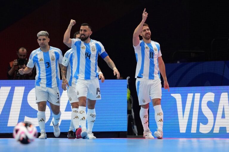 COPA DO MUNDO DE FUTSAL DE 2024. OITAVAS DE FINAL. JOGO ÚNICO. PARTIDA ÚNICA. ARGENTINA. CLASSIFICADA. CROÁCIA. ELIMINADA. QUARTAS DE FINAL. JOGO ÚNICO. PARTIDA ÚNICA. ARGENTINA. CONTRA. CAZAQUISTÃO.