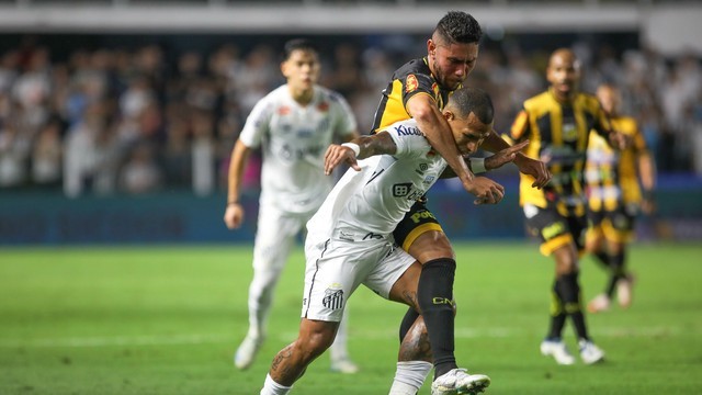 CAMPEONATO BRASILEIRO DA SÉRIE B DE 2024. PRIMEIRA FASE. VIGÉSIMA OITAVA RODADA. SANTOS-SP. NOVORIZONTINO-SP.
