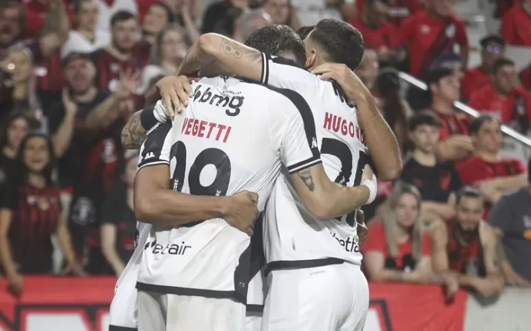 COPA DO BRASIL DE 2024. QUARTAS DE FINAL. JOGO DE VOLTA. SEGUNDA PARTIDA. VASCO-RJ. CLASSIFICADO. ATHLETICO-PR. ELIMINADO. SEMIFINAL. JOGO DE IDA. JOGO DE VOLTA. PRIMEIRA PARTIDA. SEGUNDA PARTIDA. VASCO-RJ. CONTRA. ATLÉTICO-MG.OU. SÃO PAULO-SP.