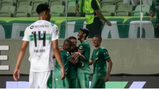 CAMPEONATO BRASILEIRO DA SÉRIE B DE 2024. PRIMEIRA FASE. TRIGÉSIMA RODADA. AMÉRICA-MG. CORITIBA-PR.