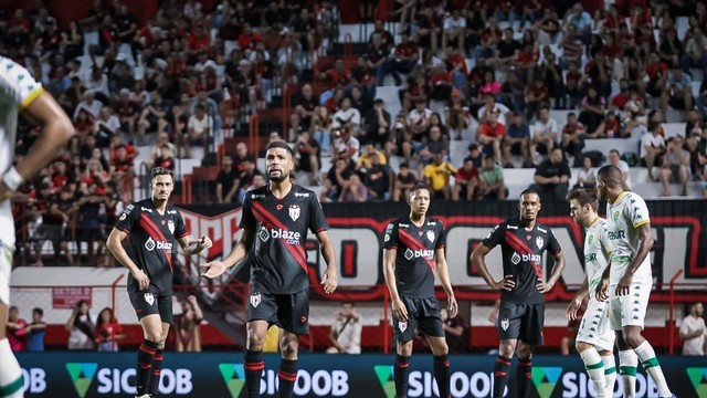 CAMPEONATO BRASILEIRO DA SÉRIE A DE 2024. PRIMEIRA FASE. TRIGÉSIMA RODADA. ATLÉTICO-GO. CUIABÁ-MT.