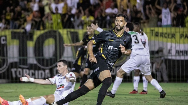 CAMPEONATO BRASILEIRO DA SÉRIE C DE 2024. FINAL. JOGO D EIDA. PRIMEIRA PARTIDA. PRIMEIRO JOGO. VOLTA REDONDA-RJ. ATHLETIC-MG.