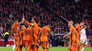 LIGA DAS NAÇÕES DA UEFA. UNIÃO DAS ASSOCIAÇÕES EUROPEIAS DE FUTEBOL. PRIMEIRA FASE. QUINTA RODADA. LIGA A. GRUPO 3. HOLANDA. CLASSIFICADO. SEGUNDO COLOCADO. HUNGRIA. ELIMINADO.