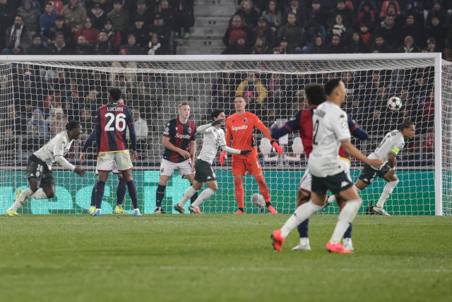 CHAMPIONS LEAGUE. LIGA DOS CAMPEÕES DA EUROPA. TEMPORADA 2024.2025. PRIMEIRA FASE. QUARTA RODADA. MONACO. FRANÇA. BOLOGNA. ITÁLIA.