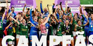 CAMPEONATO PAULISTA DE FUTEBOL FEMININO DE 2024. JOGO DE VOLTA. SEGUNDA PARTIDA. SEGUNDO JOGO. FINAL. PALMEIRAS-SP. CAMPEÃO. TRICAMPEÃO. 2001. 2022.2024. CORINTHIANS-SP. VICE-CAMPEÃO.
