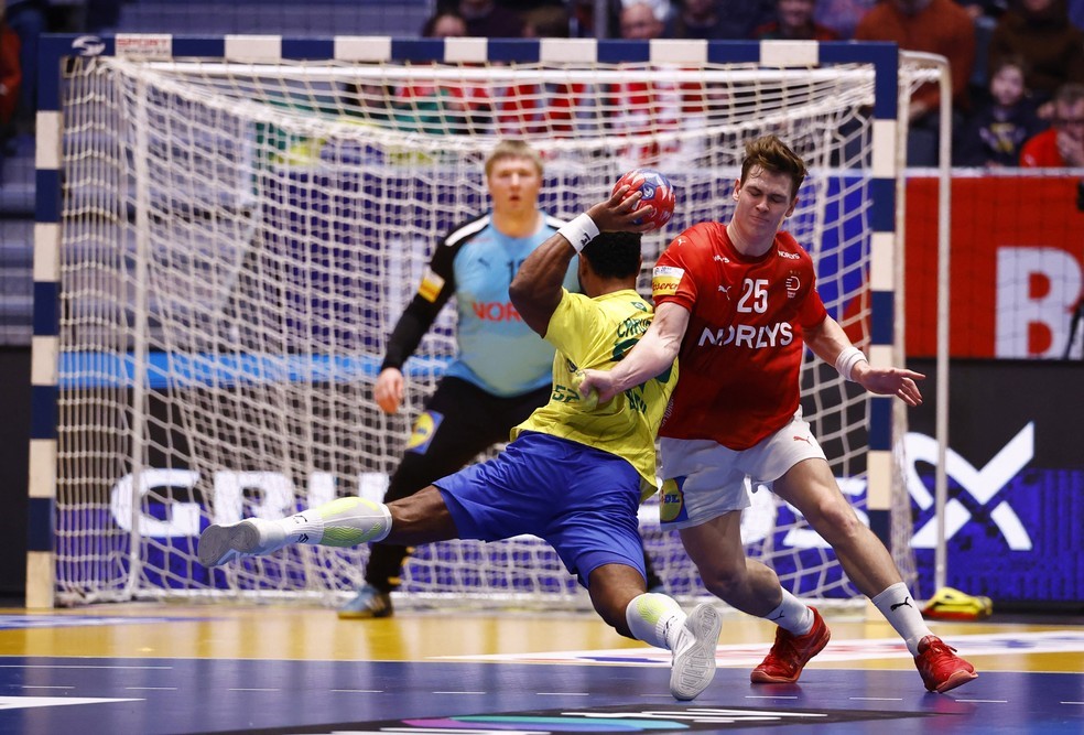 COPA DO MUNDO DE HANDEBOL MASCULINO. MUNDIAL DE HANDEBOL. MASCULINO DE 2025. CAMPEONATO MUNDIAL. QUARTAS DE FINAL. JOGO ÚNICO. PARTIDA ÚNICA. DINAMARCA. CLASSIFICADA. BRASIL. ELIMINADO. SEMIFINAL. JOGO ÚNICO. PARTIDA ÚNICA. DINAMARCA. CONTRA. PORTUGAL. OU. ALEMANHA.
