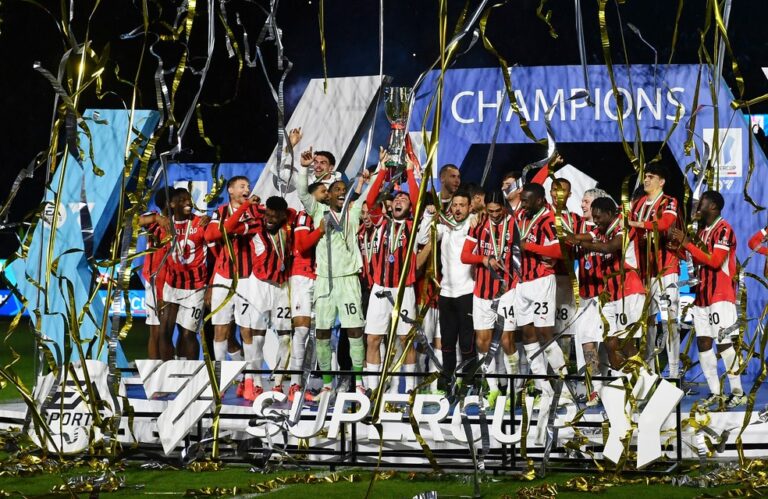 SUPERCOPA DA ITÁLIA. FINAL. JOGO ÚNICO. PARTIDA ÚNICA. MILAN. CAMPEÃO. OCTACAMPEÃO.1988. 1992. 1993. 1994. 2004. 2011. 2016. 2024. INTERNAZIONALE DE MILÃO. VICE-CAMPEÃO.