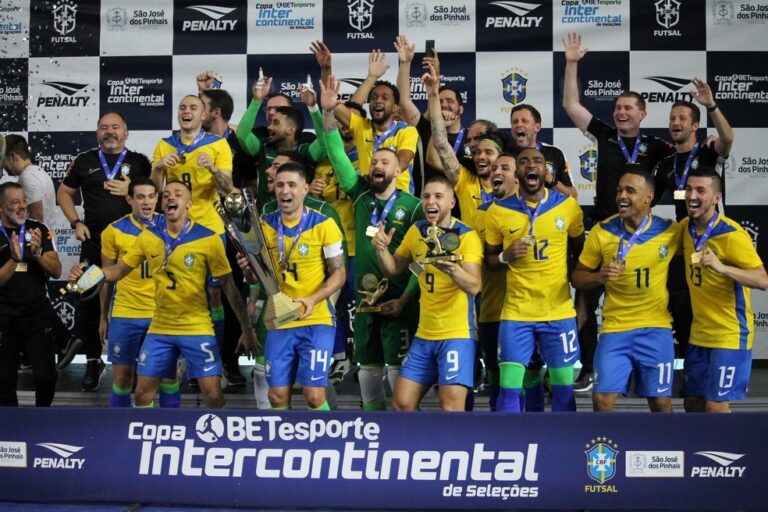 COPA INTERCONTINENTAL DE 2025. BRASIL. SÃO JOSÉ DOS PINHAIS. PARANÁ. BRASIL. CAMPEÃO. IRÃ. VICE-CAMPEÃO. AFEGANISTÃO. TECREIRO LUGAR. GROELÂNDIA. QUARTO LUGAR.