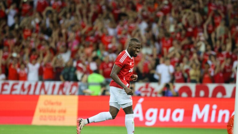 CAMPEONATO GAÚCHO DE 2025. SEMIFINAL. JOGO DE VOLTA. SEGUNDA PARTIDA. SEGUNDO JOGO. INTERNACIONAL-RS. CLASSIFICADO. CAXIAS-RS. ELIMINADO. FINAL. PRIMEIRO JOGO. PRIMEIRA PARTIDA. JOGO DE IDA. JOGO DE VOLTA. SEGUNDA PARTIDA. SEGUNDO JOGO. INTERNACIONAL-RS. CONTRA. GRÊMIO-RS.