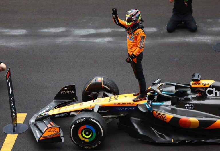 GRANDE PRÊMIO DA CHINA. OSCAR PIASTRI. VITÓRIA GRANDE PRÊMIO DA CHINA. AUSTRÁLIA. MCLAREN.