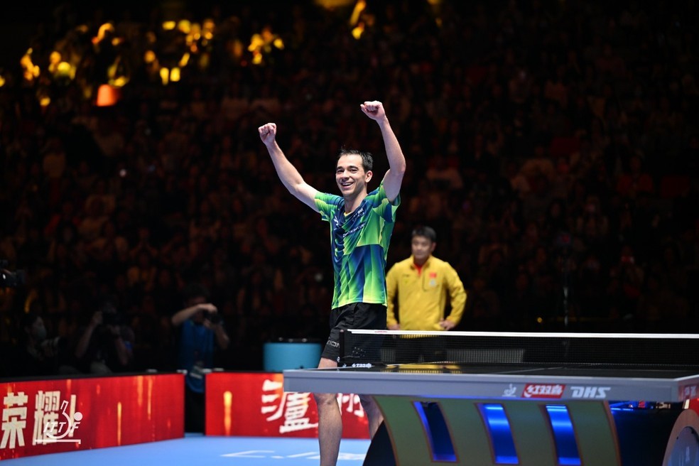 COPA DO MUNDO DE TÊNIS DE MESA. SEMIFINAL. HUGO CALDERANO. BRASIL. CLASSIFICADO. WANG CHUQIN. CHINA. ELIMINADO. MACAU. CHINA. FINAL. HUGO CALDERANO. BRASIL.