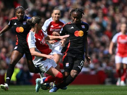 CHAMPIONS LEAGUE. LIGA DOS CAMPEÕES DA EUROPA. UEFA. UNIÃO DAS ASSOCIAÇÕES EUROPEIAS DE FUTEBOL. FUTEBOL FEMININO. SEMIFINAL. JOGO DE IDA. PRIMEIRO JOGO. PRIMEIRA PARTIDA. ARSENAL. INGLATERRA. LYON. FRANÇA.