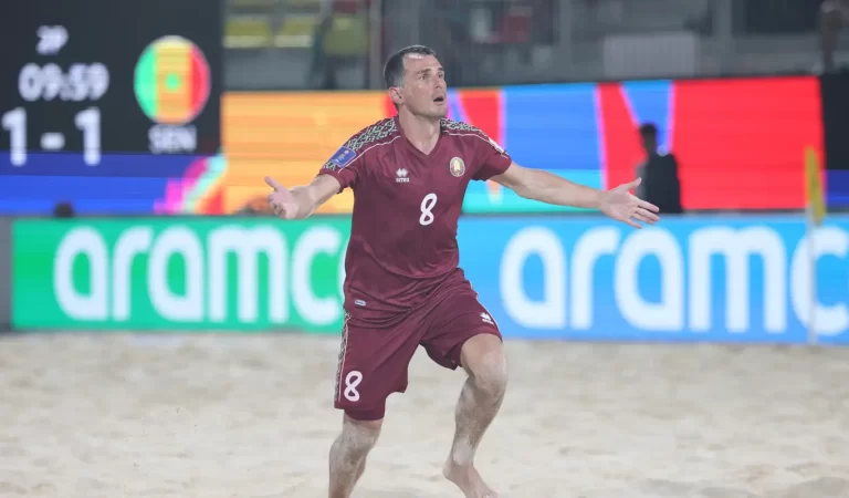 COPA DO MUNDO DE BEACH SOCCER. FUTEBOL DE AREIA. 2025. SEDE. SEICHELES. FIFA. FEDERAÇÃO INTERNACIONAL DAS ASSOCIAÇÕES DE FUTEBOL. SEMIFINAL. JOGO ÚNICO. PARTIDA ÚNICA. BELARUS. CLASSIFICADO. SENEGAL. ELIMINADO. DECISÃO DO TERCEIRO COLOCADO. QUARTO COLOCADO. JOGO ÚNICO. PARTIDA ÚNICA. PORTUGAL. CONTRA. SENEGAL. FINAL. JOGO ÚNICO. PARTIDA ÚNICA. BRASIL. CONTRA BELARUS.