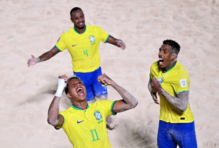 COPA DO MUNDO DE BEACH SOCCER. FUTEBOL DE AREIA. 2025. SEDE. SEICHELES. PRIMEIRA FASE. SEGUNDA RODADA. GRUPO D. BRASIL. ITÁLIA.
