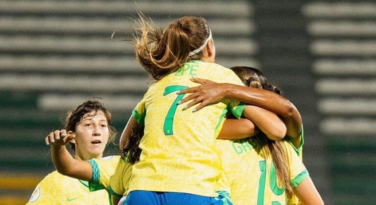 SUL-AMERICANO SUB-17 DE FUTEBOL FEMININO DE 2025. PRIMEIRA FASE. PRIMEIRA RODADA. GRUPO B. BRASIL. PERU.