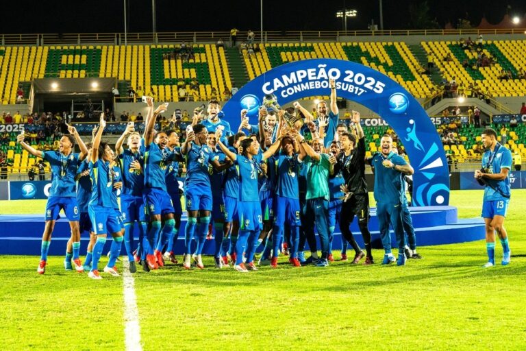 SELEÇÃO BRASILEIRA SUB-17. CONVOCADA. BRASIL. AMISTOSO. CONTRA. MÉXICO.