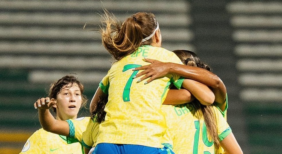 SUL-AMERICANO SUB-17 DE FUTEBOL FEMININO DE 2025. PRIMEIRA FASE. PRIMEIRA RODADA. GRUPO B. BRASIL. PERU.