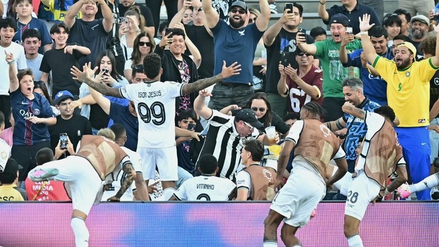 COPA DO MUNDO DE CLUBES DA FIFA. FEDERAÇÃO INETRNACIONAL DAS ASSOCIAÇÕES DE FUTEBOL. DE 2025. MUNDIAL DE CLUBES. PRIMEIRA FASE. SEGUNDA RODADA. GRUPO B. BOTAFOGO-RJ. BRASIL. PARIS SAINT-GERMAIN. FRANÇA.