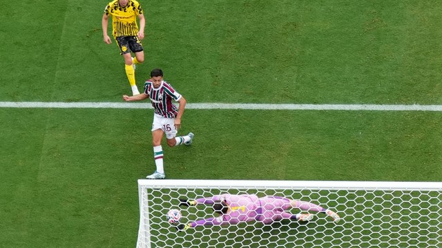 COPA DO MUNDO DE CLUBES DA FIFA. FEDERAÇÃO INTERNACIONAL DAS ASSOCIAÇÕES DE FUTEBOL. DE 2025. PRIMEIRA FASE. PRIMEIRA RODADA. GRUPO F. FLUMINENSE-RJ. BRASIL. BORUSSIA DORTMUND. ALEMANHA.