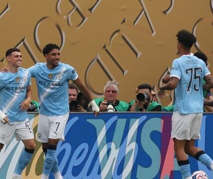 COPA DO MUNDO DE CLUBES DA FIFA. FEDERAÇÃO INTERNACIONAL DAS ASSOCIALÇÕES DE FUTEBOL MUNDIAL DE CLUBES. 2025. PRIMEIRA FASE. PRIMEIRA RODADA. GRUPO G. MANCHESTER CITY. INGLATERRA. WYDAD CASABLANCA. MARROCOS.