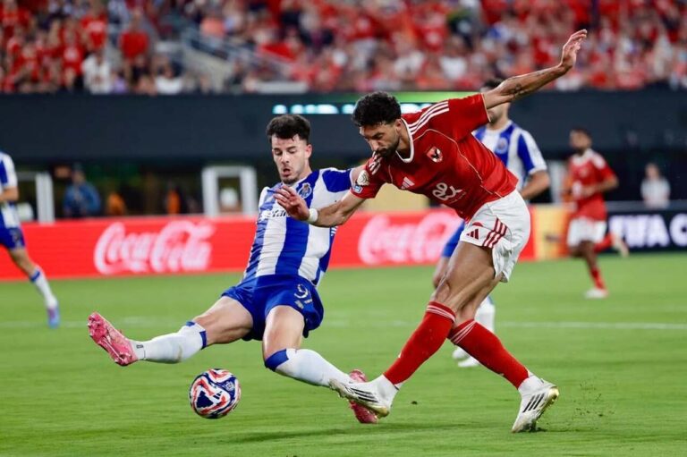 COPA DO MUNDO DE CLUBES DA FIFA. FEDERAÇÃO INETRNACIONAL DAS ASSOCIAÇÕES DE FUTEBOL. DE 2025. MUNDIAL DE CLUBES. PRIMEIRA FASE. TERCEIRA RODADA. GRUPO A. PORTO. PORTUGAL. ELIMINADO. CLASSIFICAÇÃO FINAL DO GRUPO A. PALMEIRAS-SP. BRASIL. PRIMEIRO COLOCADO. CLASSIFICADO. OITAVAS DE FINAL. 5 PONTOS. +2 GOLS DE SALDO. INTER MIAMI. ESTADOS UNIDOS. CLASSIFICADO. OITAVAS DE FINAL. SEGUNDO COLOCADO. 5 PONTOS. +1 GOL DE SALDO. PORTO . PORTUGAL. TERCEIRO COLOCADO. 2 PONTOS. +1 GOL DE SALDO. ELIMINADO. AL AHLY. EGITO. QUARTO COLOCADO. ELIMINADO. 2 PONTOS. -2 GOLS DE SALDO.