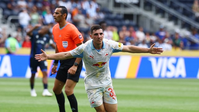 COPA DO MUNDO DE CLUBES DA FIFA. FEDERAÇÃO INTERNACIONAL DAS ASSOCIALÇÕES DE FUTEBOL MUNDIAL DE CLUBES. 2025. PRIMEIRA FASE. PRIMEIRA RODADA. GRUPO H. RED BULL SALZBURG. ÁUSTRIA. PACHUCA. MÉXICO.