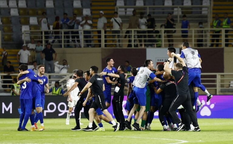 ELIMINATÓRIAS DA ÁSIA. COPA DO MUNDO DE 2026. TERCEIRA FASE. GRUPO A. NONA RODADA. EMIRADOS ÁRABES UNIDOS. CLASSFICADO. REPESCAGEM.UZBEQUISTÃO. CLASSIFICAÇÃO. COPA DO MUNDO DE 2026.