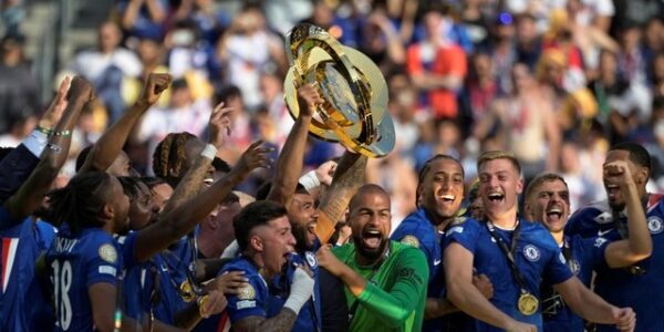 COPA DO MUNDO DE CLUBES DA FIFA. FEDERAÇÃO INTERNACIONAL DAS ASSOCIAÇÕES DE FUTEBOL. FINAL. JOGO ÚNICO. PARTIDA ÚNICA. CHELSEA. INGLATERRA. CAMPEÃO. PARIS SAINT-GERMAIN. FRANÇA. VICE-CAMPEÃO. NOVA JERSEY. ESTADOS UNIDOS.