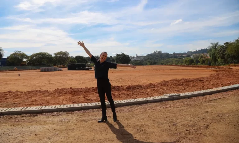 MAURREN MAGGI. VINHEOD-SP. ATLETISMO. CENTRO DE FORMAÇÃO. RECOMA.