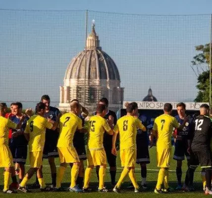 FUTEBOL. DIA NACIONAL DO FUTEBOL. SELEÇÃO DO VATICANO.