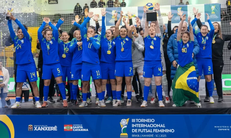 TONRIO INTERNACIONAL DE XANXERÊ. SANTA CATARINA. BRASIL. CAMPEÃO. TRICAMPEÃO. COLÔMBIA. VICE-CAMPEÃO.