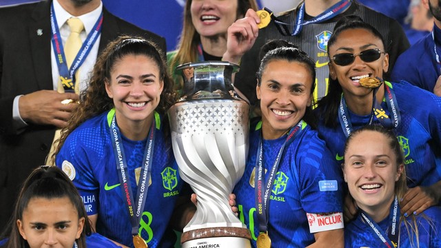 COPA AMÉRICA DE FUTEBOL FEMININO. SEDE. EQUADOR. 2025. FINAL. JOGO ÚNICO. PARTIDA ÚNICA. BRASIL. CAMPEÃO. NONA VEZ. ENEACAMPEÃO. 1991. 1995. 1998. 2003. 2010. 2014. 2018. 2022. 2025. COLÔMBIA. VICE-CAMPEÃ.