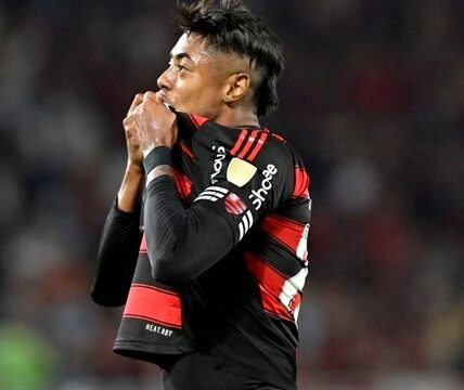 TAÇA LIBERTADORES DA AMÉRICA DE 2025. OITAVAS DE FINAL. PRIMEIRO JOGO. PRIMEIRA PARTIDA. JOGO DE IDA. FLAMENGO-RJ. BRASIL. INTERNACIONAL-RS. BRASIL.