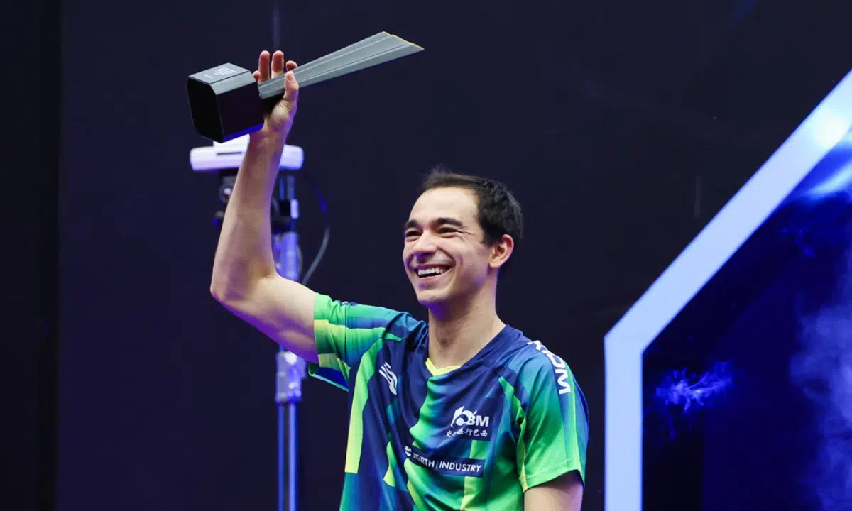 TÊNIS DE MESA. FINAL. JOGO ÚNICO. FOZ DO IGUAÇU-PR. BRASIL. WTT. WORLD TABLE TENNIS. HUGO CALDERANO. CAMPEÃO. VIGÉSIMA SEXTA VITÓRIA SEGUIDA. BENEDIKT DUDA. ALEMANHA. VICE-CAMPEÃO.