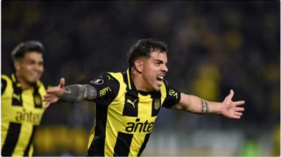 TAÇA LIBERTADORES DA AMÉRICA DE 2025. OITAVAS DE FINAL. JOGO DE IDA. PRIMEIRO JOGO. PRIMEIRA PARTIDA. PEÑAROL. URUGUAI. RACING. ARGENTINA.