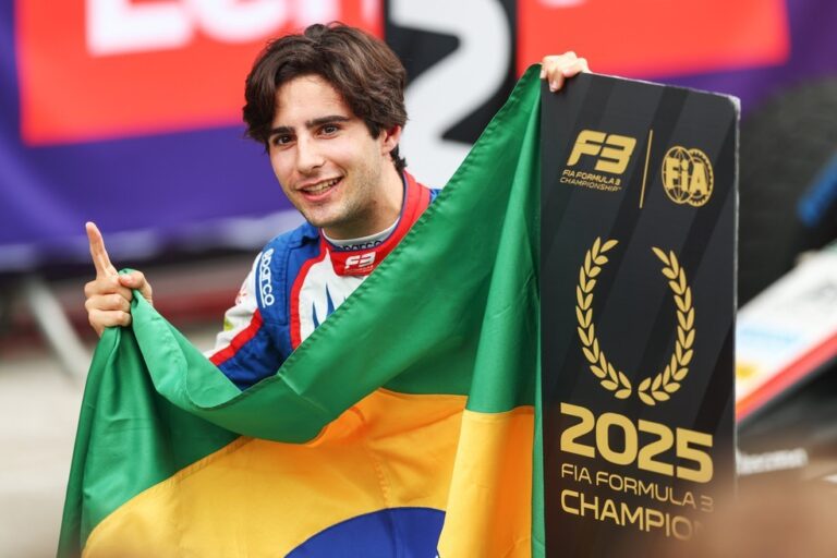 FÓRMULA 3. RAFAEL CÂMARA. CAMPEÃO. TEMPORADA 2025. AUTOMOBILISMO. EQUIPE TRIDENT MOTORSPORTS. ITÁLIA.