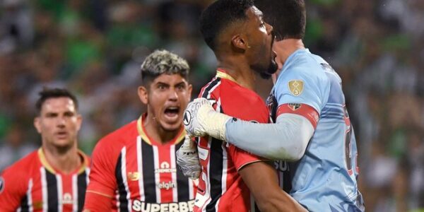TAÇA LIBERTADORES DA AMÉRICA DE 2025. OITAVAS DE FINAL. JOGO DE IDA. PRIMEIRO JOGO. PRIMEIRA PARTIDA. ATLÉTICO NACIONAL DE MEDELLÍN. COLÔMBIA. SÃO PAULO-SP. BRASIL.