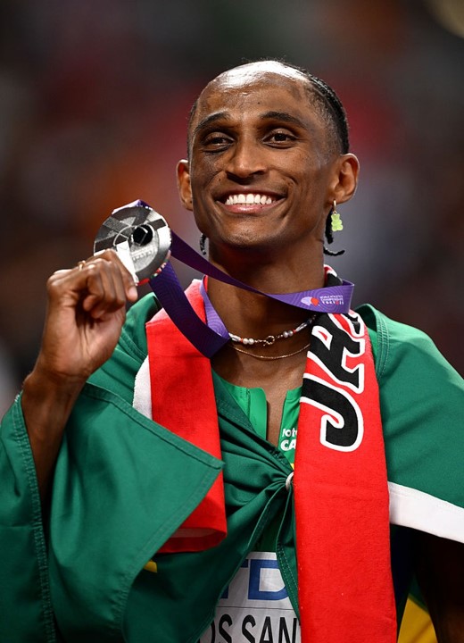 MUNDIAL DE ATLETISMO. 400 METROS COM BARREIRA. MUNDIAL DE TÓQUIO. ALISON DOS SANTOS. MEDALHA DE PRATA.