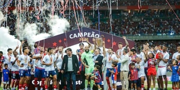 COPA DO NORDESTE DE 2025. FINAL. JOGO DE VOLTA. SEGUNDO JOGO. SEGUNDA PARTIDA. BAHIA-BA. CAMPEÃO. PENTACAMPEÃO.2001. 2002. 2017.2021.2025. CONFIANÇA-SE. VICE-CAMPEÃO.